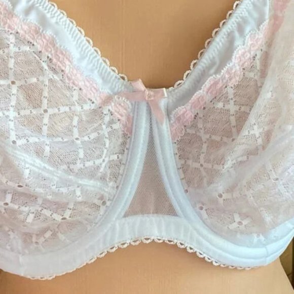 SOLD  Glamorise WONDERWIRE ELEGANCE LACE Bra 36H Cushioned (STRETCH-STRAPS) Wh… - Picture 5 of 9